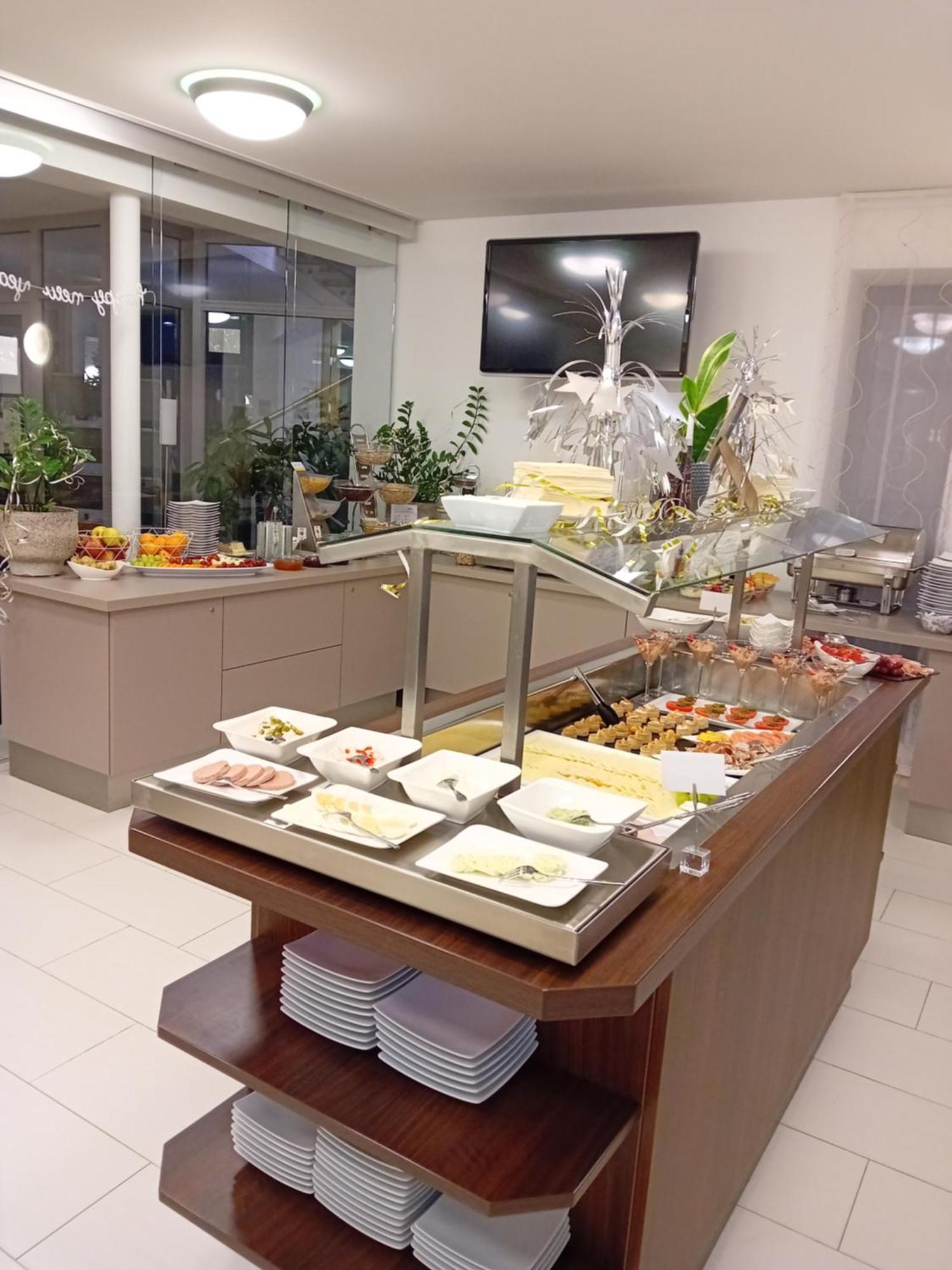 Hotel Garni Colora 바트래드커스스부르크 외부 사진